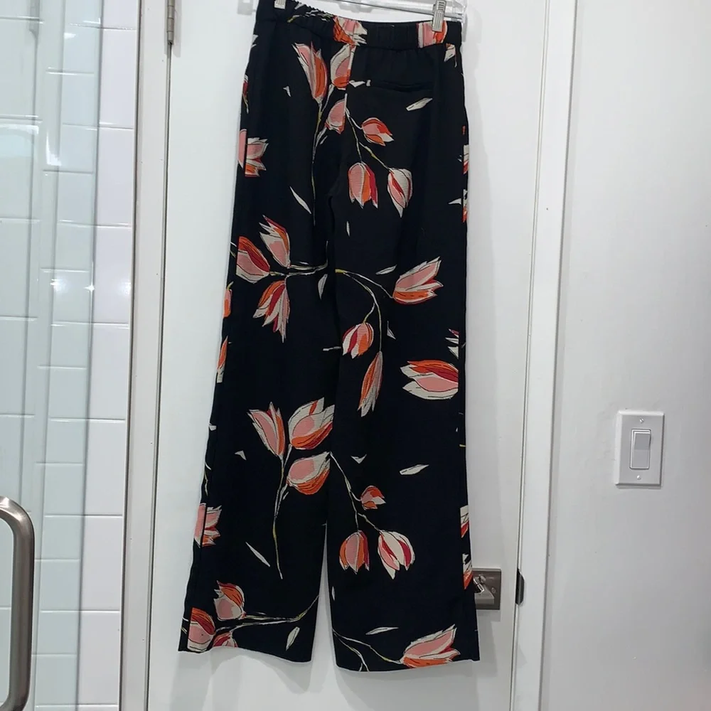 Sold ZARA Tulip Pants Size XS Small - Picture 6 of 9